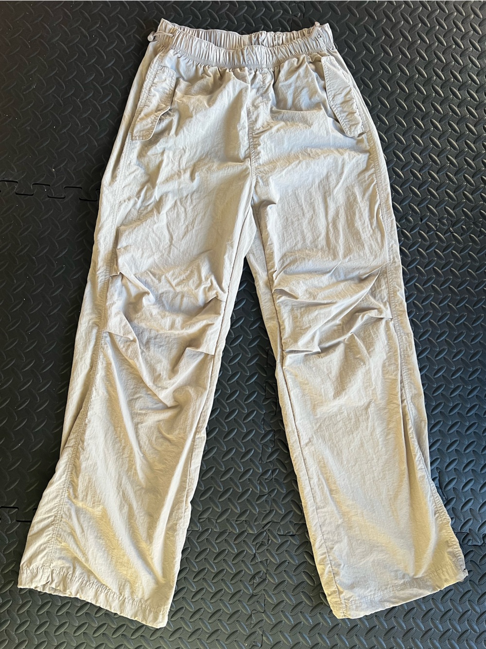 Love Tree Nylon Baggy Parachute Pants Light Beige Elastic Waist Joggers Sz L
